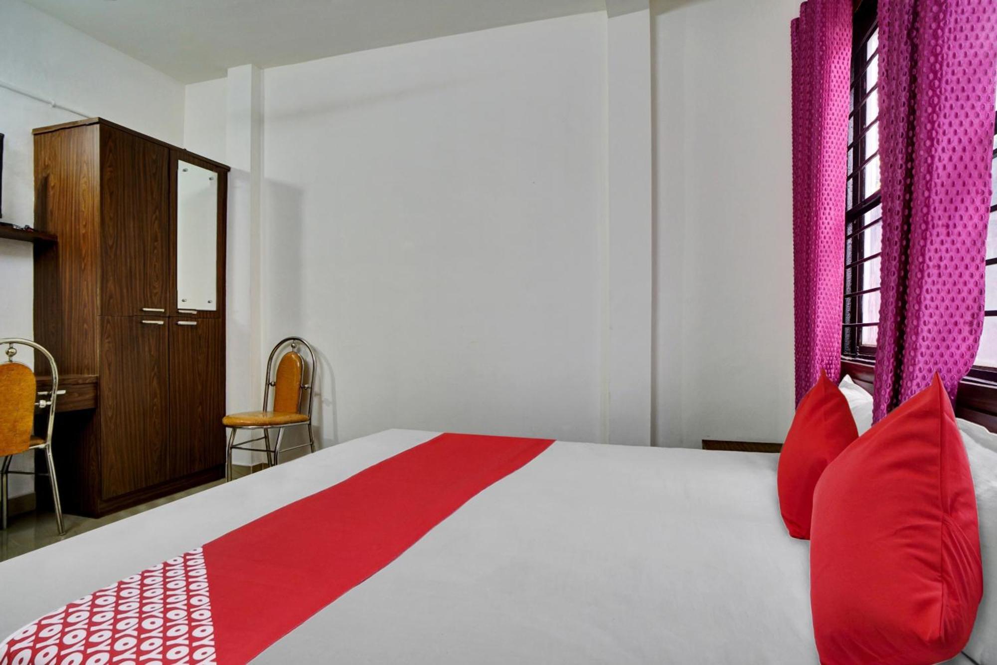 Hotel O Chiyang Hotel Angamaly Exterior foto